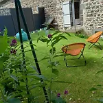 & Cocon Des Puys - Au Coeur Des Volcans D'auvergne
