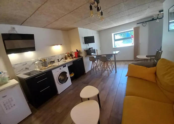 Holiday home & Cocon Des Puys - Au Coeur Des Volcans D'auvergne